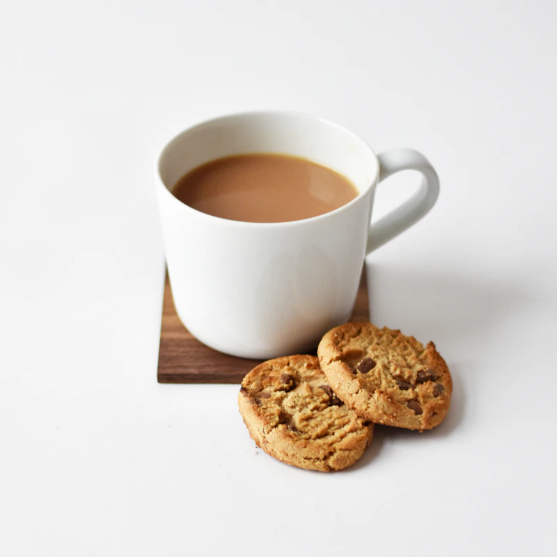Artisanal Conical Borosilicate Glass Pour-Over Dripper with Walnut Base
